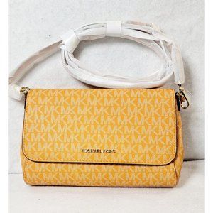 Michael Kors Yellow Jet Set Medium Vanilla Convertible Pouchette Crossbody Bag‎
